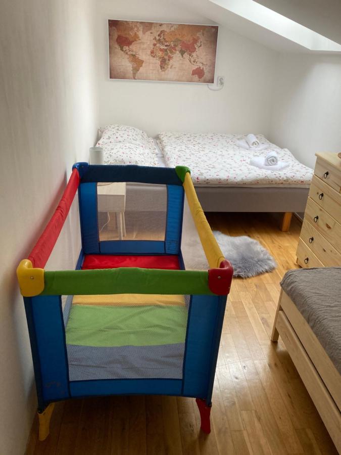 Apartman Hopi Hopi สโวโบดา นาด อูโปว์ ภายนอก รูปภาพ